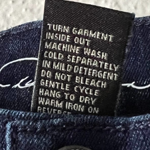 DG2 by Diane Gilman Wide Leg Crop Jeans Embroidered Frayed Hem Indigo - Picture 8 of 8